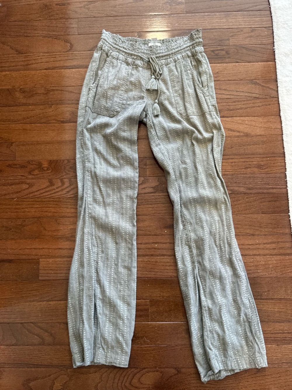 Roxy Light Green Drawstring Flowy Pants